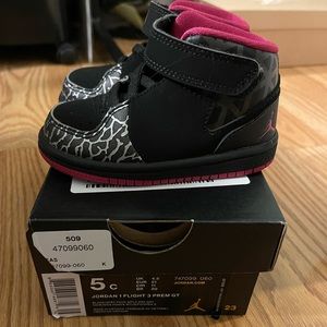 Jordan 1 Flight 3 size 5